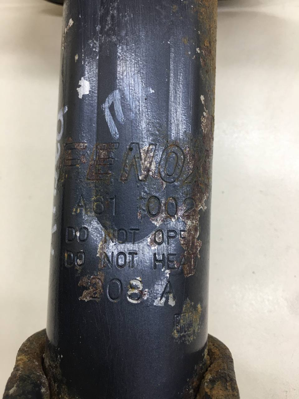 Амортизатор передний Fiat Albea 2002-2012