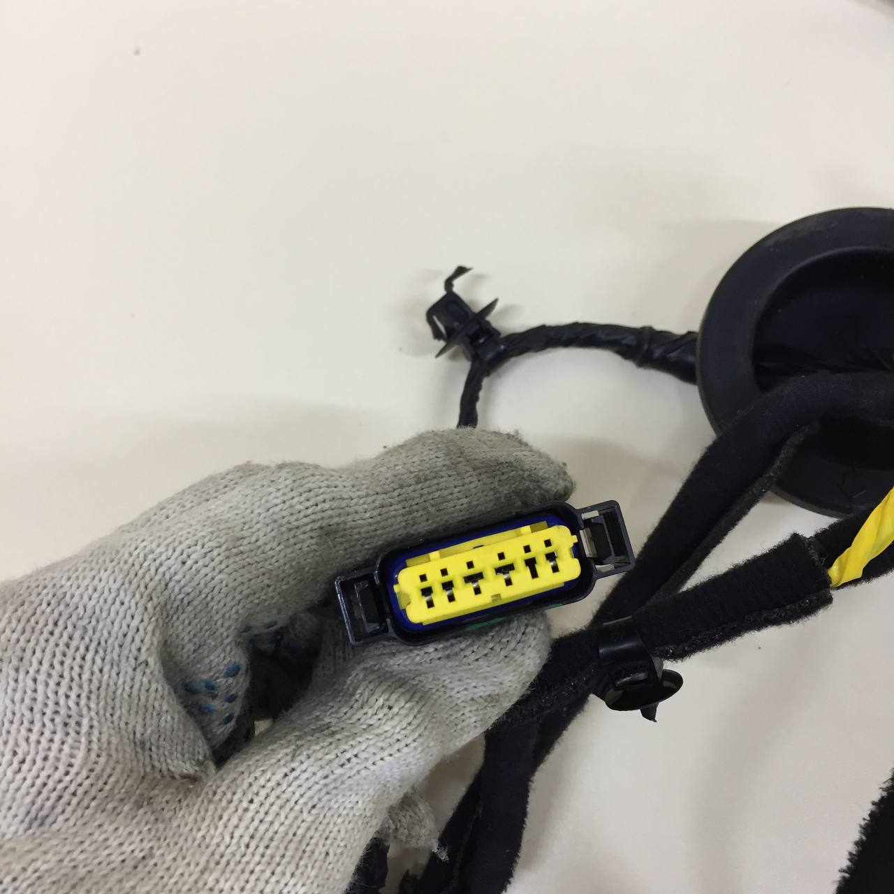 Проводка двери Kia Xceed 2019-2023