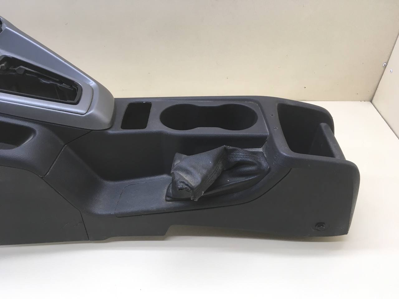 Консоль центральная Ford Focus 3 2011>