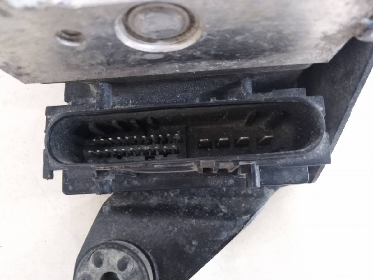 Блок ABS (насос) Renault Megane (2) 2002-2009