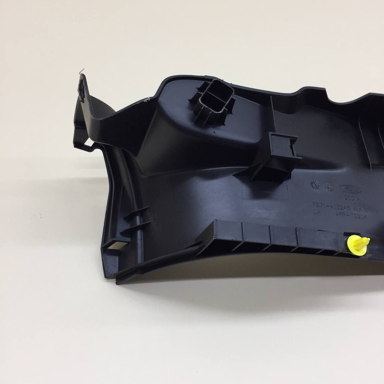 Накладка порога (внутренняя) Ford Mondeo 4 2007-2015