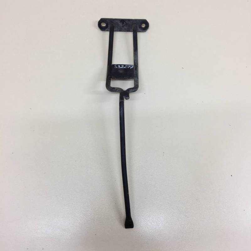 Кронштейн замка капота BMW 3-series E90/E91 2005-2011 Кронштейн замка капота BMW 3-series E90/E91 2005-2011