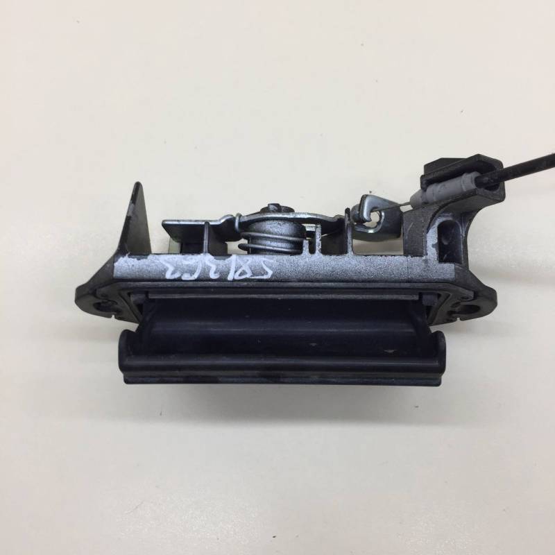 Ручка двери багажника наружная Toyota Corolla E120 2001-2007 Ручка двери багажника наружная Toyota Corolla E120 2001-2007