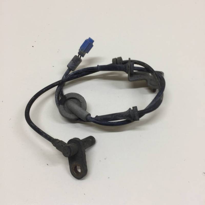 Датчик ABS передний левый Nissan Almera (N16) 2000-2006 Датчик ABS передний левый Nissan Almera (N16) 2000-2006