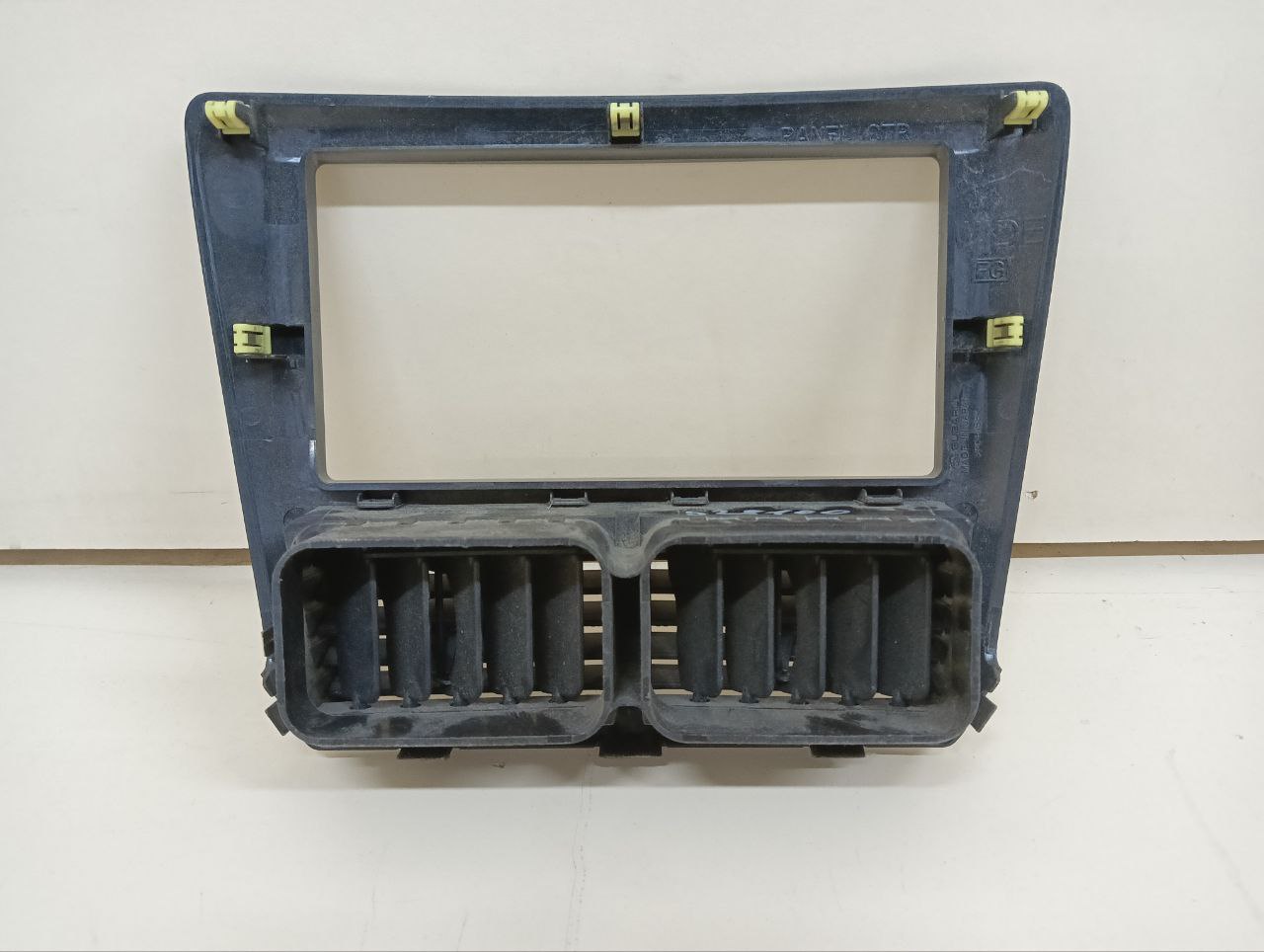 Рамка магнитолы Subaru Impreza (G12) 2007-2012