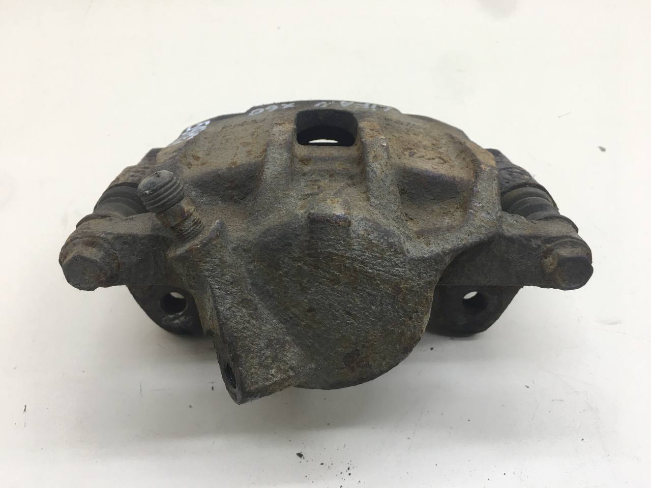 Суппорт передний левый Lifan X60 2012>