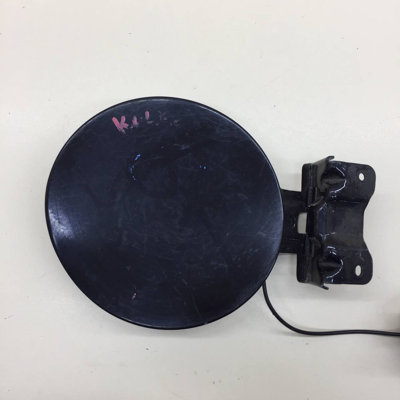 Лючок бензобака Renault Koleos (HY) 2008-2016