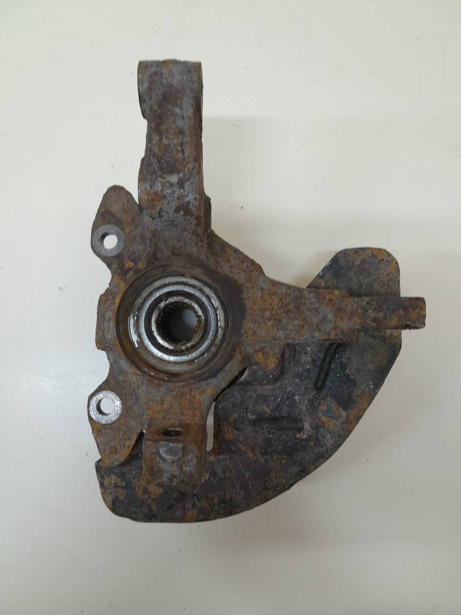 Кулак поворотный передний правый Fiat Albea 2002-2012