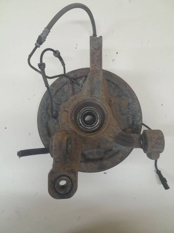 Кулак поворотный задний правый Nissan Terrano (D10) 2014>