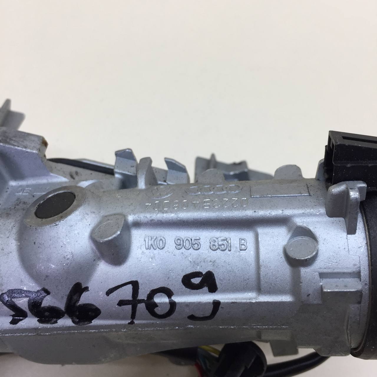 Замок зажигания Skoda Octavia (A5 1Z-) 2004-2013 Замок зажигания Skoda Octavia (A5 1Z-) 2004-2013