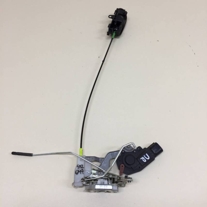 Замок двери передней правой Peugeot 107 2006-2014