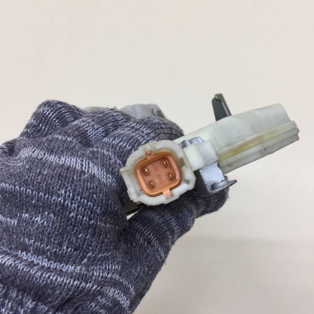 Замок багажника Suzuki Grand Vitara 2005-2015