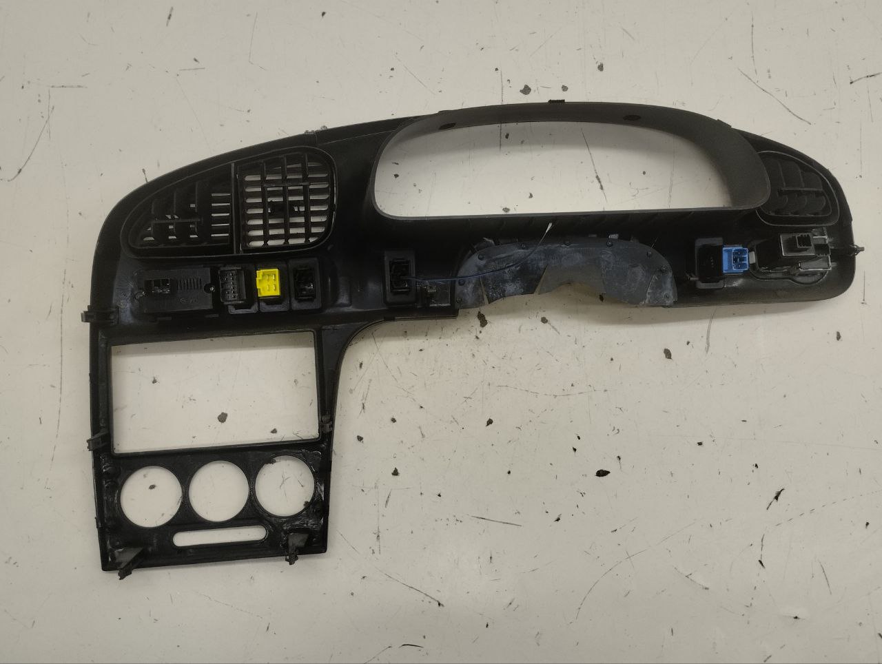 Накладка торпедо Kia Spectra (SD) 2004-2011