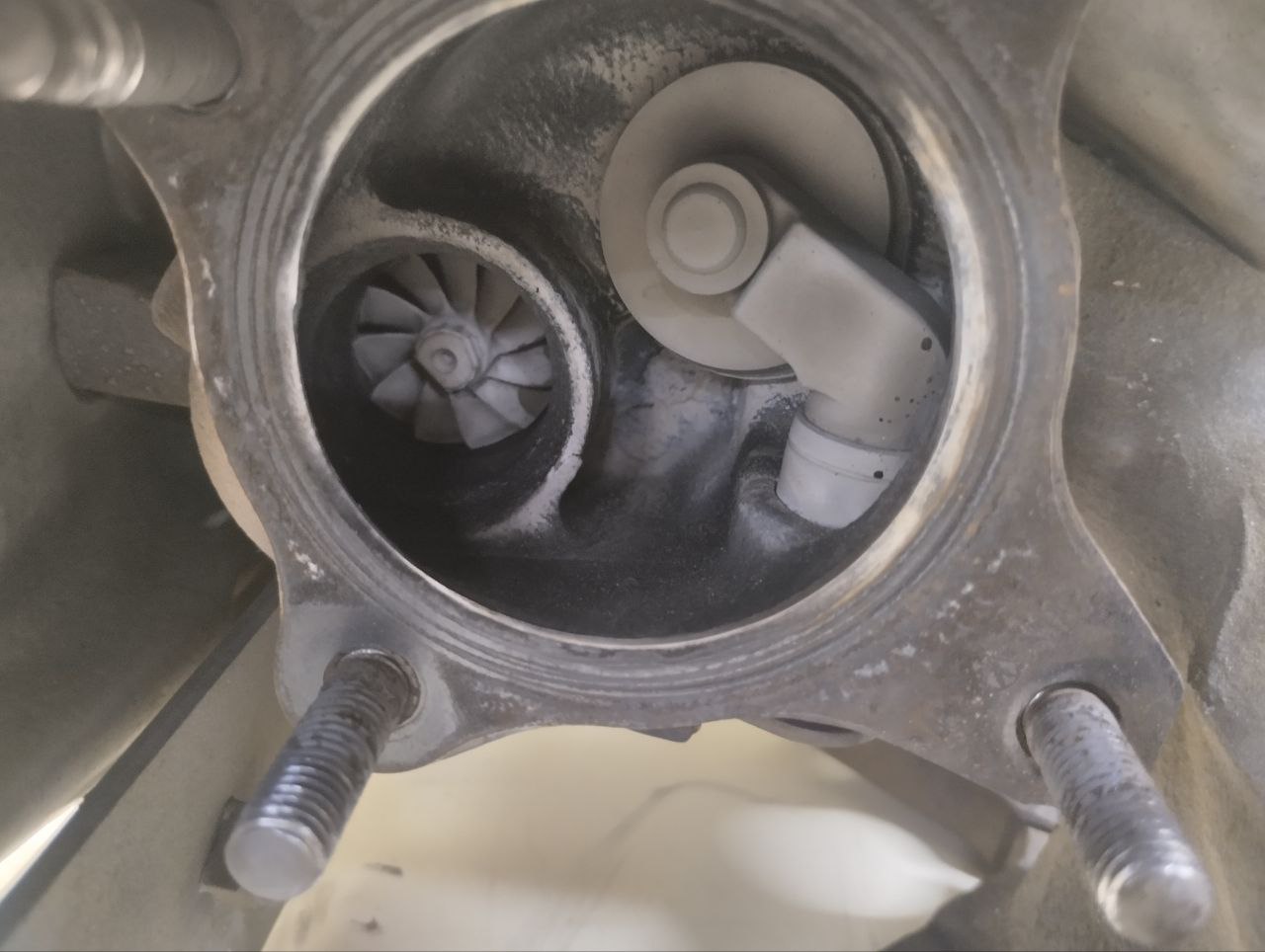 Турбокомпрессор (турбина) Volkswagen Jetta (A6) 2010-2019 Турбокомпрессор (турбина) Volkswagen Jetta (A6) 2010-2019