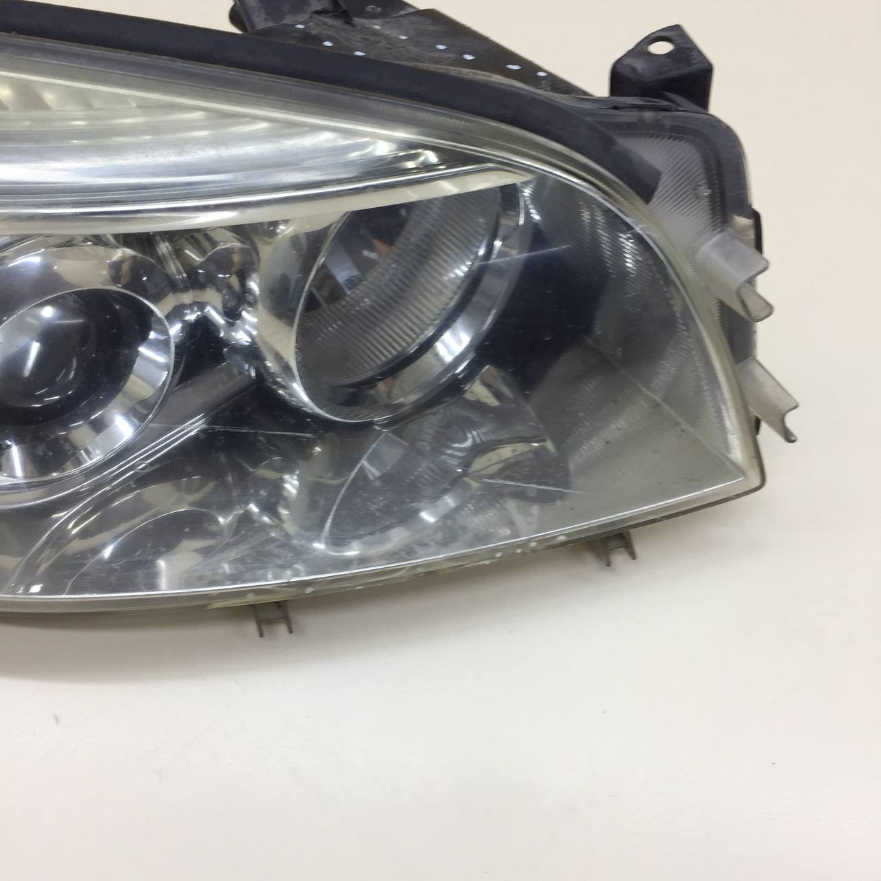 Фара правая Toyota Rav 4 (A30) 2006-2013