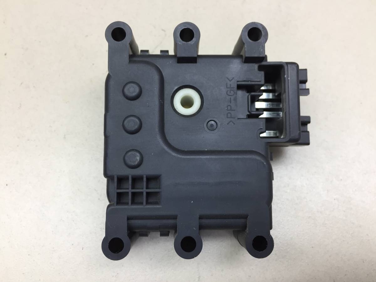 Моторчик заслонки печки Mazda Mazda 6 (GJ) 2013-2022