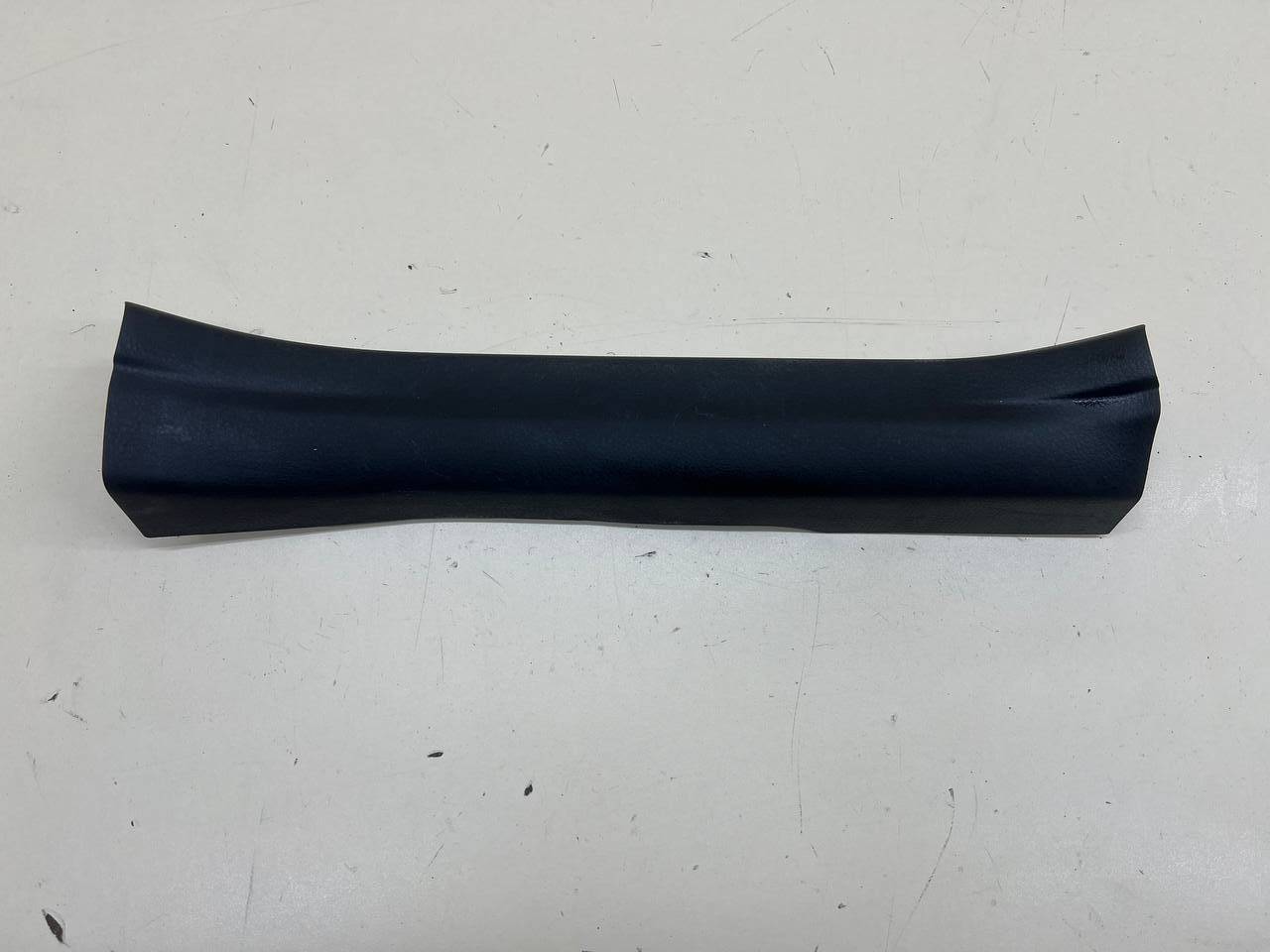 Накладка порога (внутренняя) Toyota Rav 4 (XA40) 2013-2019