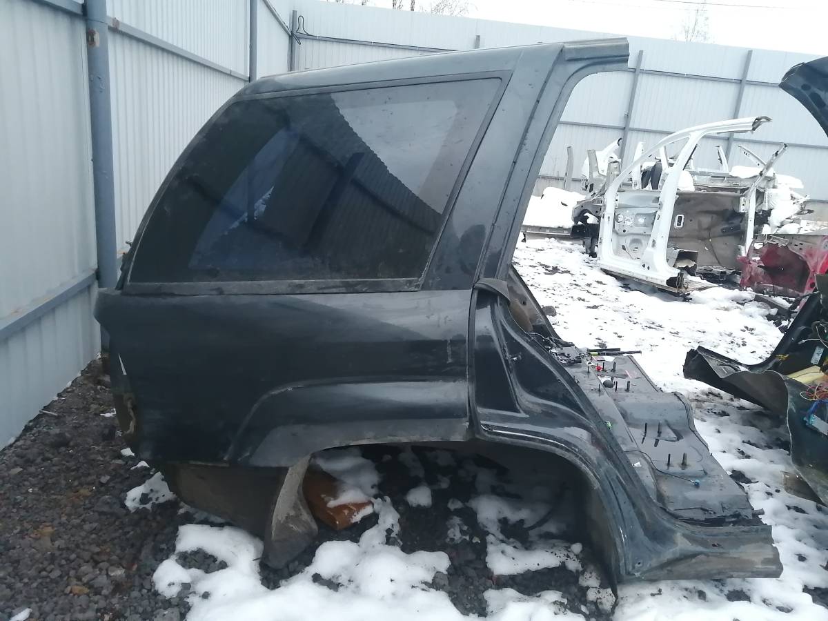 Крыло заднее правое Chevrolet Trail Blazer (GMT360) 2001-2010