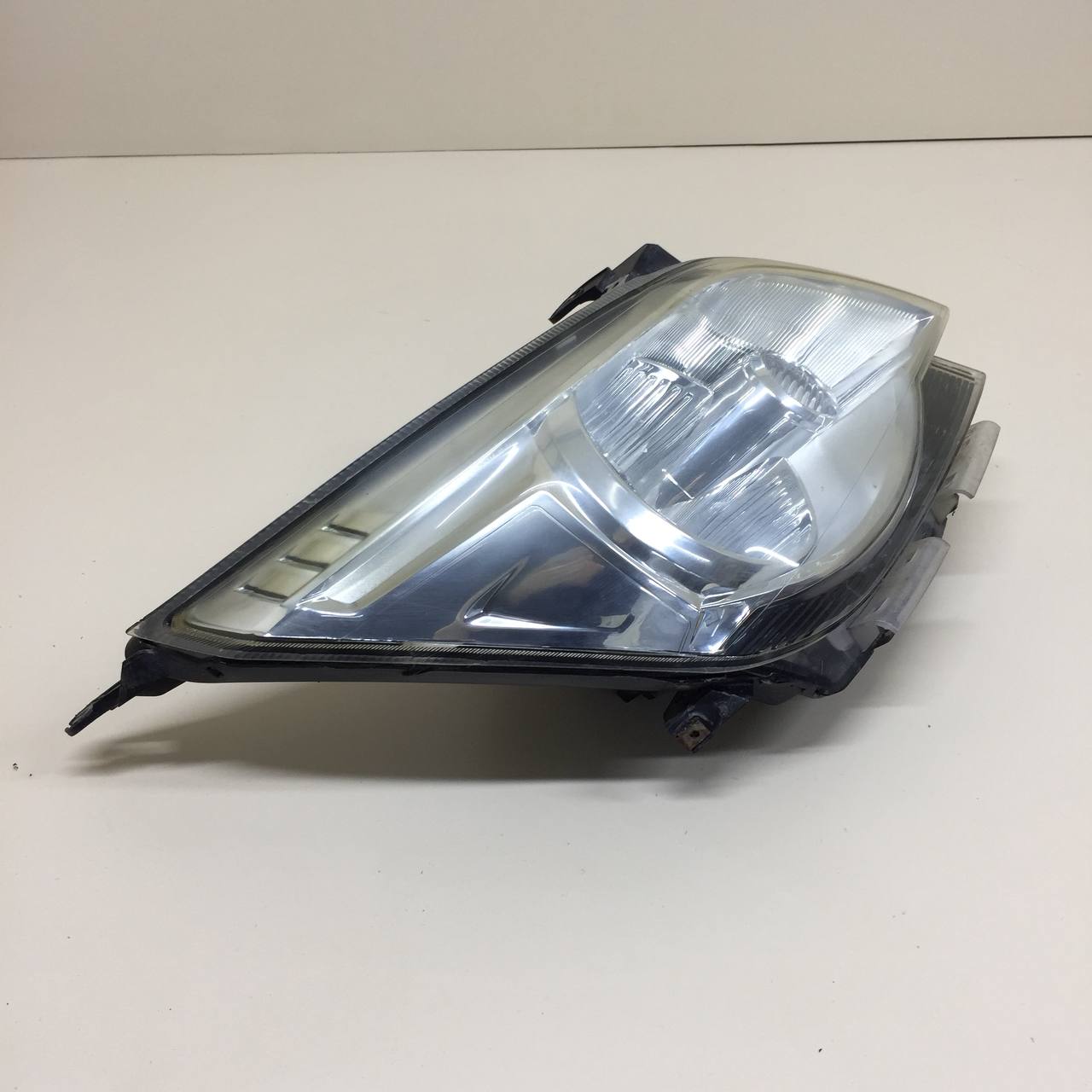 Фара правая Chevrolet Cobalt (T250) 2011-2015 Фара правая Chevrolet Cobalt (T250) 2011-2015