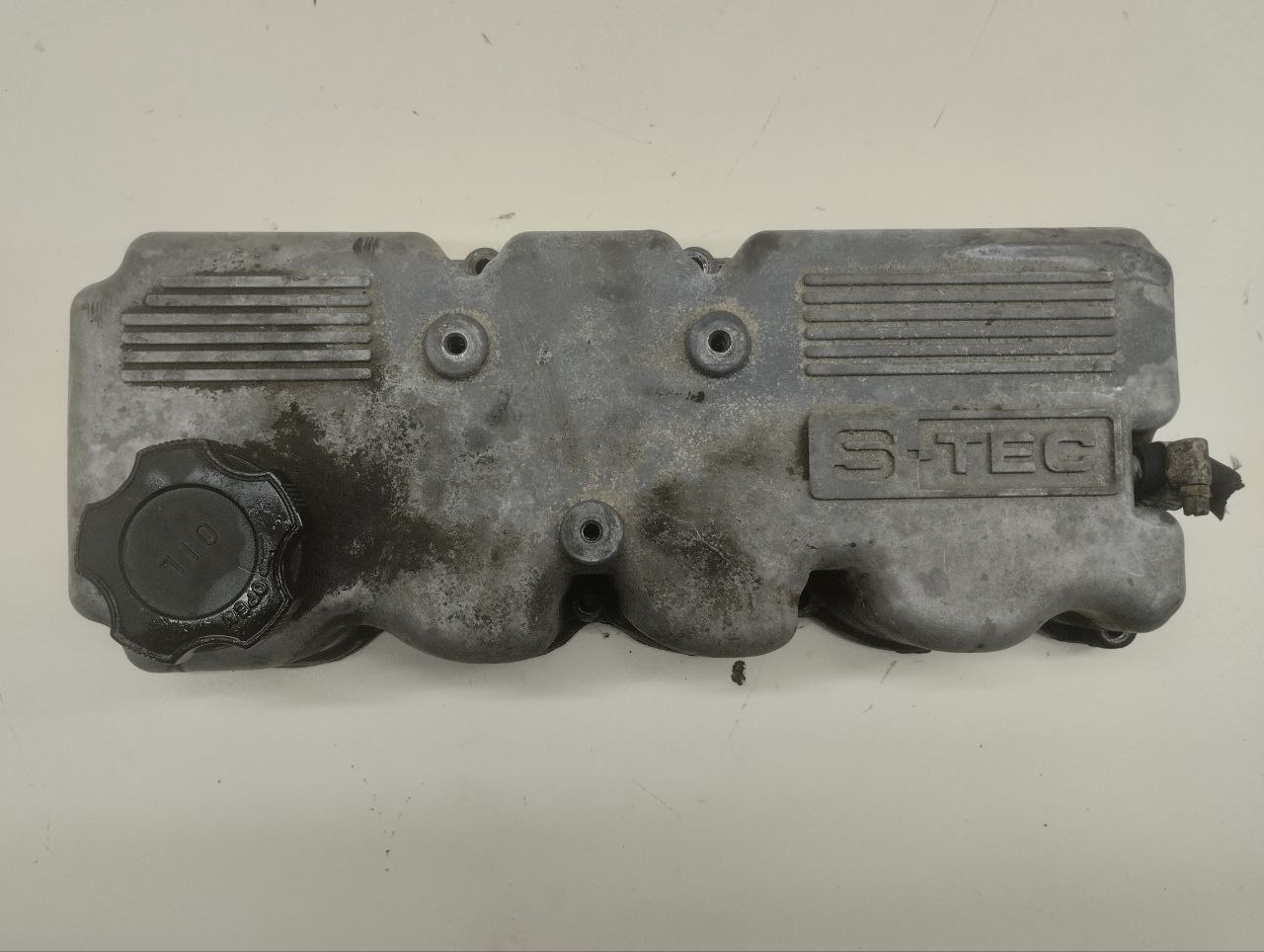Крышка головки блока (клапанная) Chevrolet Aveo T250 2005-2011