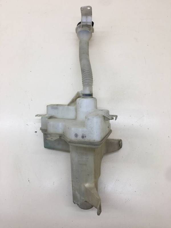 Бачок омывателя лобового стекла Toyota Rav 4 (XA40) 2013-2019