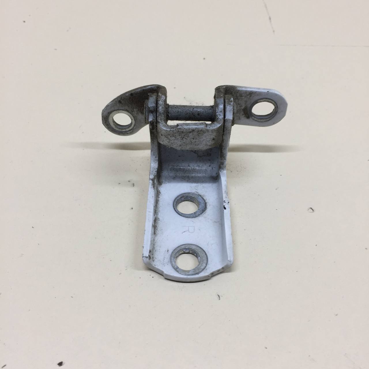 Петля двери задней правой нижняя Toyota Corolla E150 2006-2013 Петля двери задней правой нижняя Toyota Corolla E150 2006-2013
