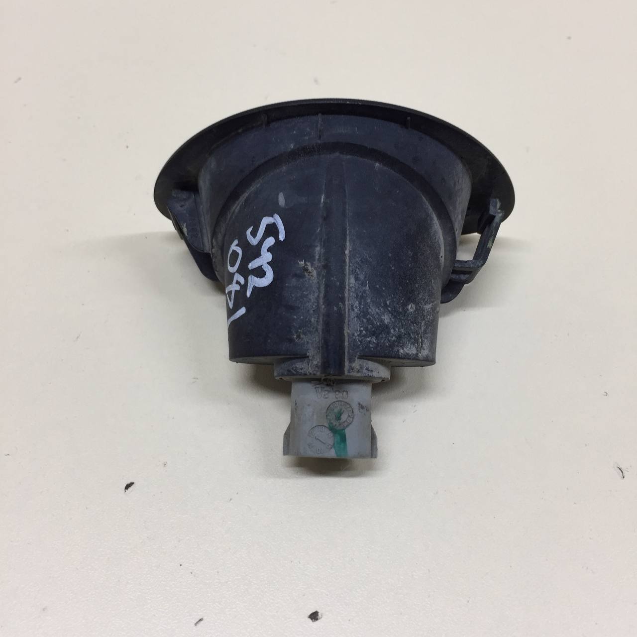 Фонарь подсветки номера Peugeot 107 2006-2014 Фонарь подсветки номера Peugeot 107 2006-2014
