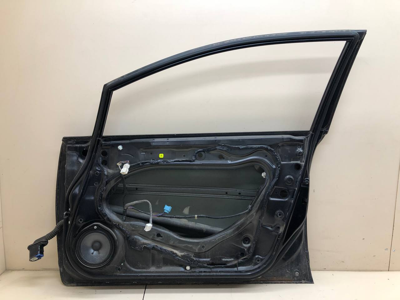 Дверь передняя правая Honda Civic 4D 2006-2012