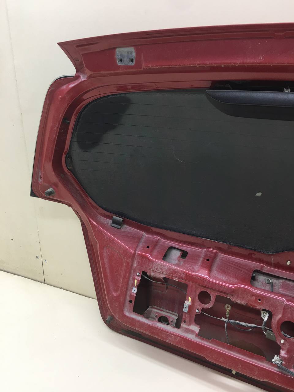 Дверь багажника со стеклом Chevrolet Aveo T250 2005-2011 Дверь багажника со стеклом Chevrolet Aveo T250 2005-2011