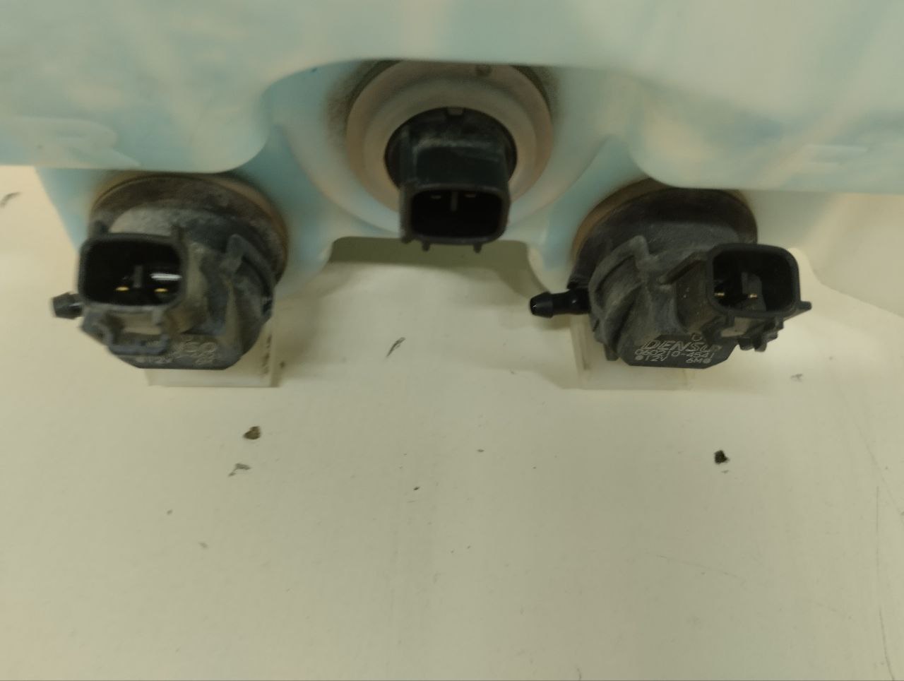Бачок омывателя Lexus RX 350 /450h (XL10) 2009-2015 Бачок омывателя Lexus RX 350 /450h (XL10) 2009-2015