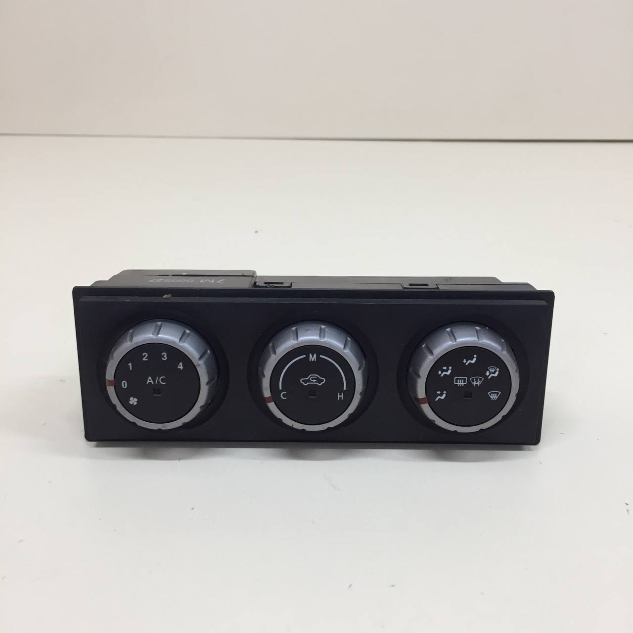 Блок управления климатической установкой Nissan Almera Classic (B10) 2006-2013