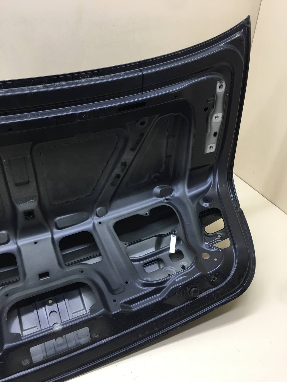 Крышка багажника BMW 7-Series F01,F02  2008-2015