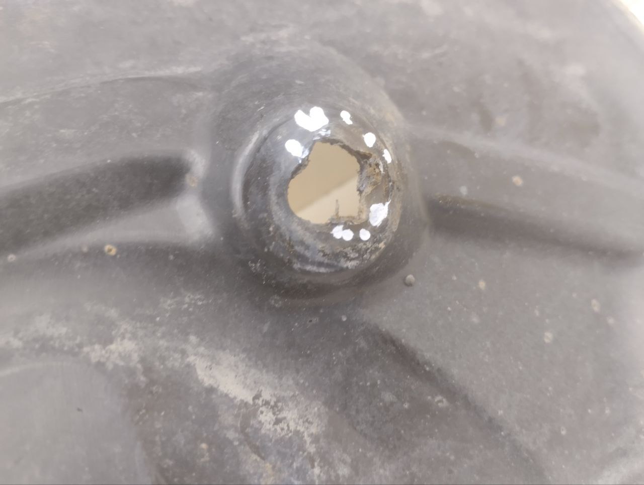 Защита топливного бака Toyota Rav 4 (A30) 2006-2013