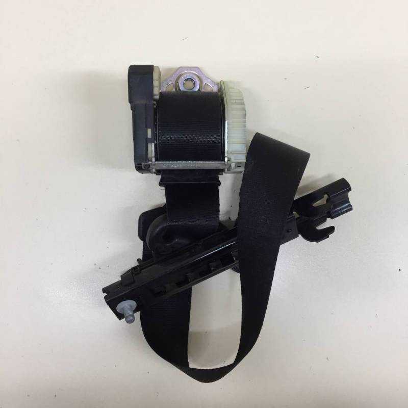 Ремень безопасности Ford Focus 2 (DB) 2008-2011 Ремень безопасности Ford Focus 2 (DB) 2008-2011
