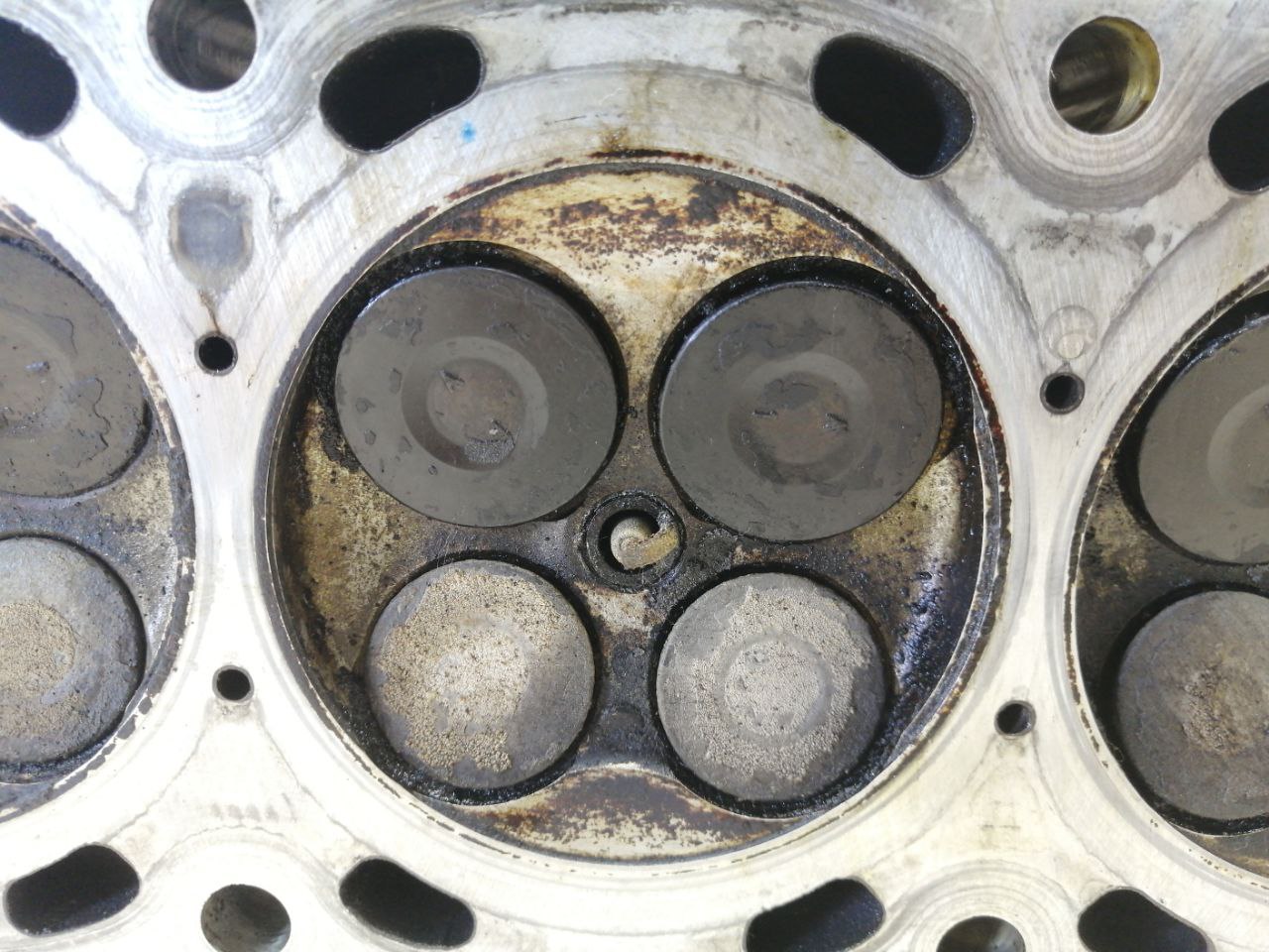 Головка блока цилиндров Toyota Camry (V40) 2006-2011 Головка блока цилиндров Toyota Camry (V40) 2006-2011