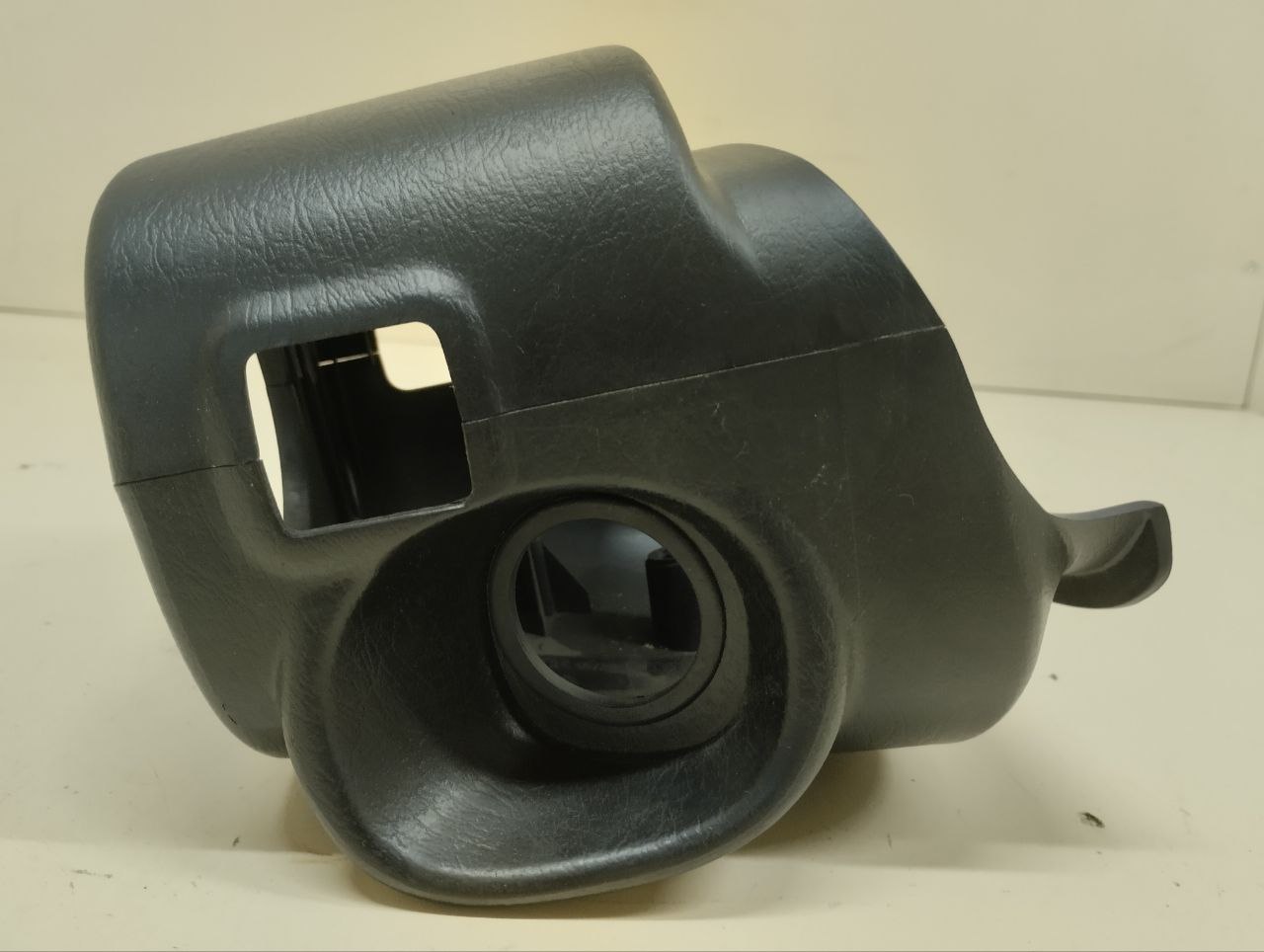 Кожух рулевой колонки Kia Spectra (SD) 2004-2011 Кожух рулевой колонки Kia Spectra (SD) 2004-2011