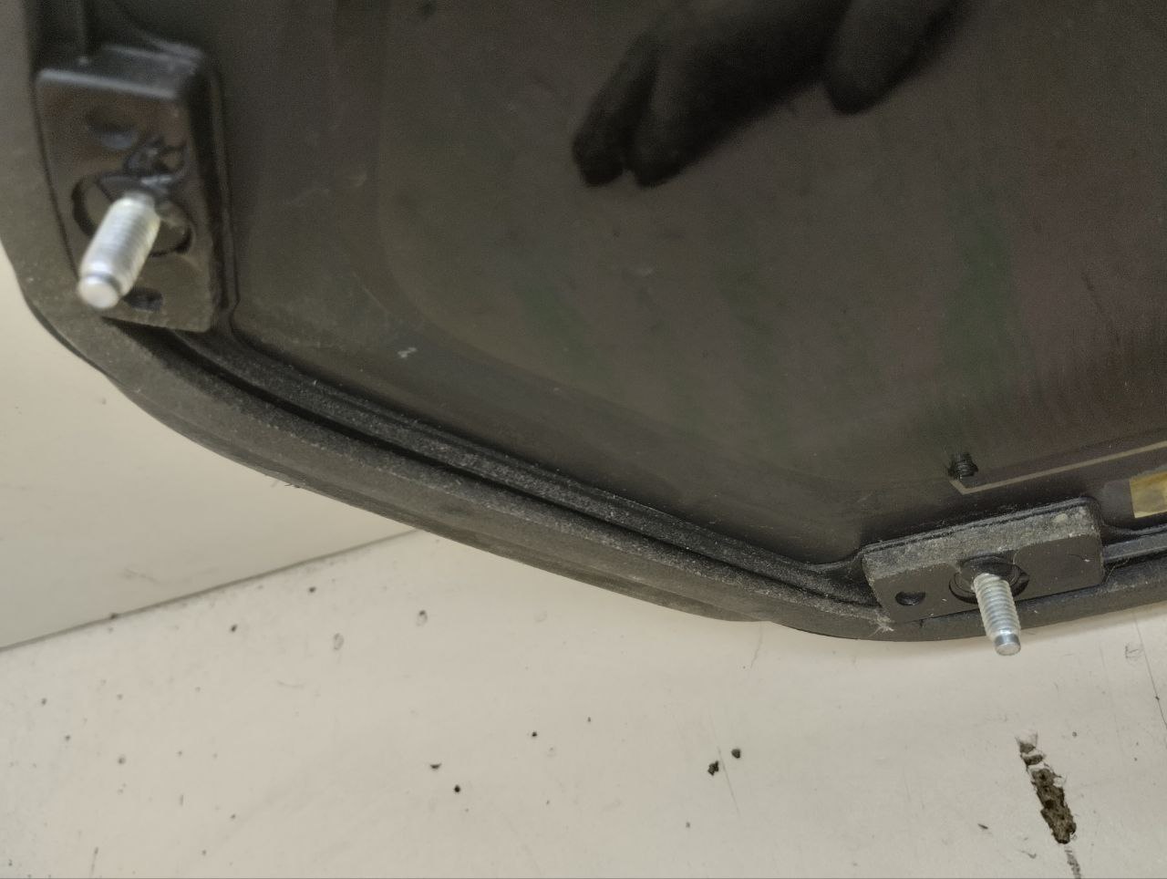 Стекло кузовное глухое левое Chevrolet Captiva (C140) 2011-2016 Стекло кузовное глухое левое Chevrolet Captiva (C140) 2011-2016