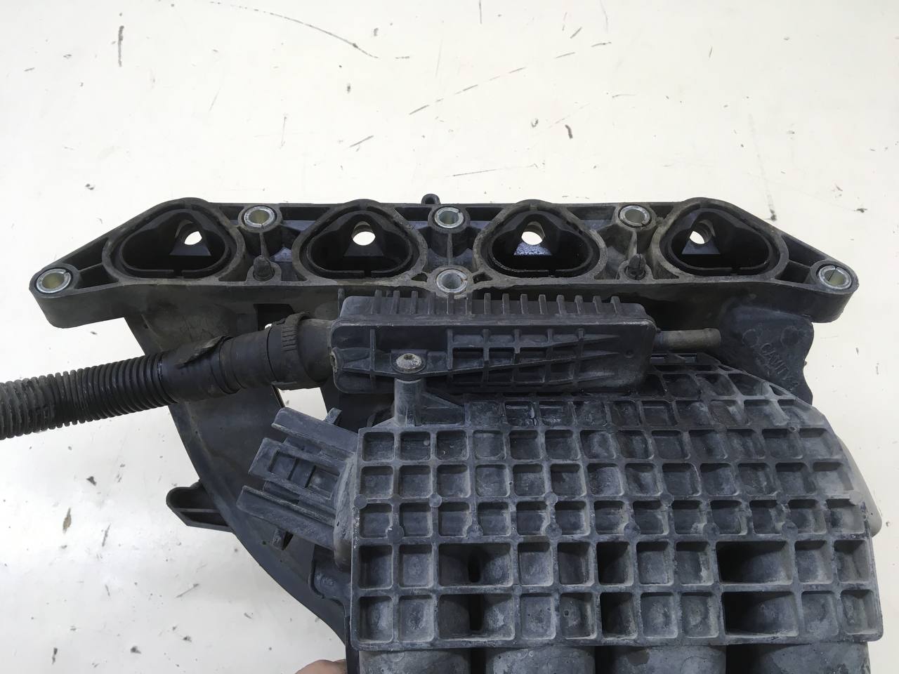 Коллектор впускной Volkswagen Polo (MK5) 2011-2020