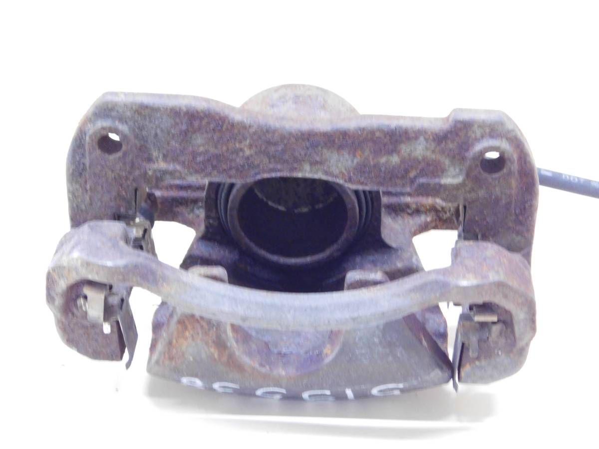 Суппорт передний правый Toyota Camry (V40) 2006-2011