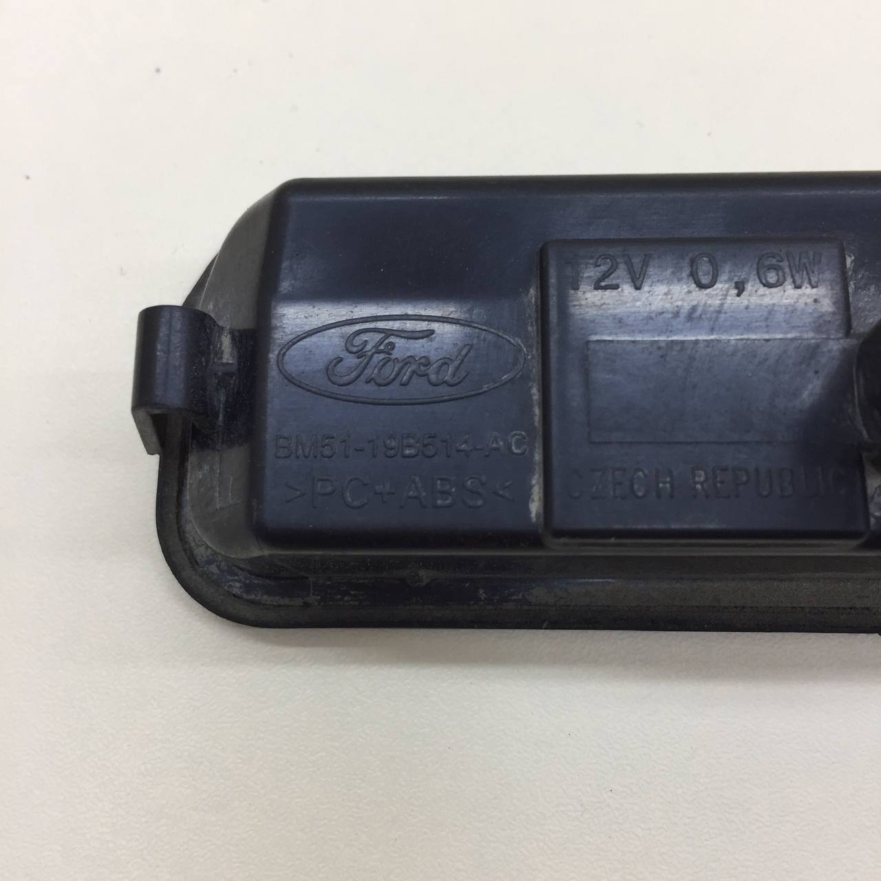Кнопка открывания багажника Ford Focus 3 2011>