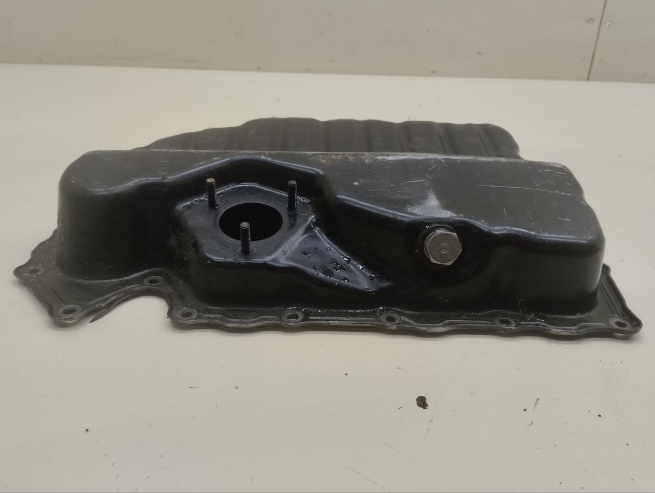 Поддон масляный двигателя Volkswagen Tiguan (5N1) 2007-2011 Поддон масляный двигателя Volkswagen Tiguan (5N1) 2007-2011