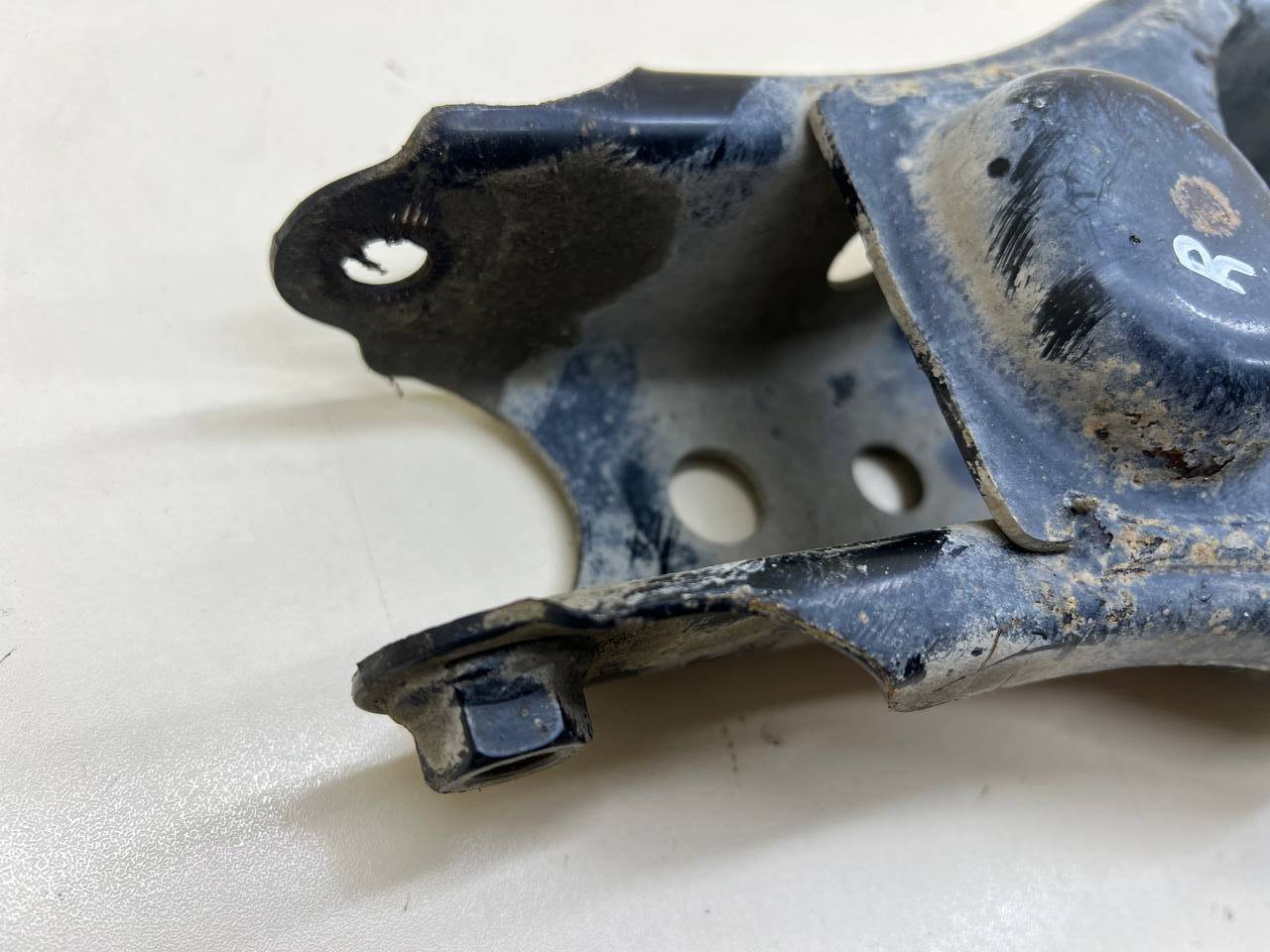 Рычаг задний поперечный Toyota Rav 4 (XA40) 2013-2019