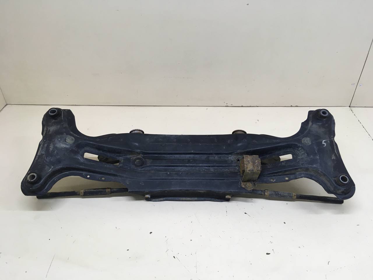 Балка задняя Toyota Camry (V50) 2011-2017 Балка задняя Toyota Camry (V50) 2011-2017