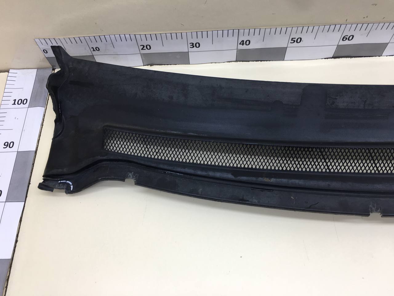Решетка стеклооч. (планка под лобовое стекло, жабо) Ford Focus 2 (DB) 2008-2011