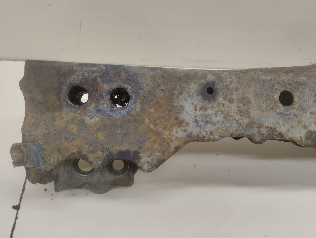 Балка передняя поперечная Toyota Auris (E150) 2006-2012
