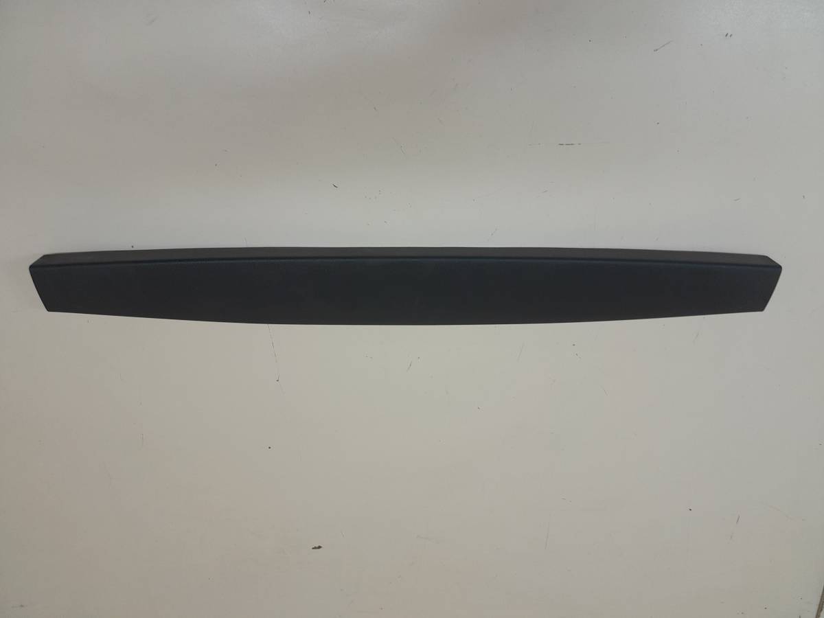 Обшивка двери багажника Hyundai ix55 2007-2013