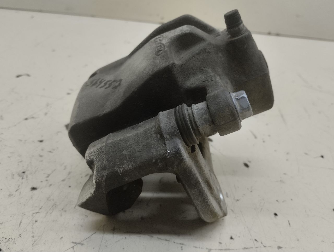 Суппорт передний левый Hyundai Tucson (TL) 2015-2021