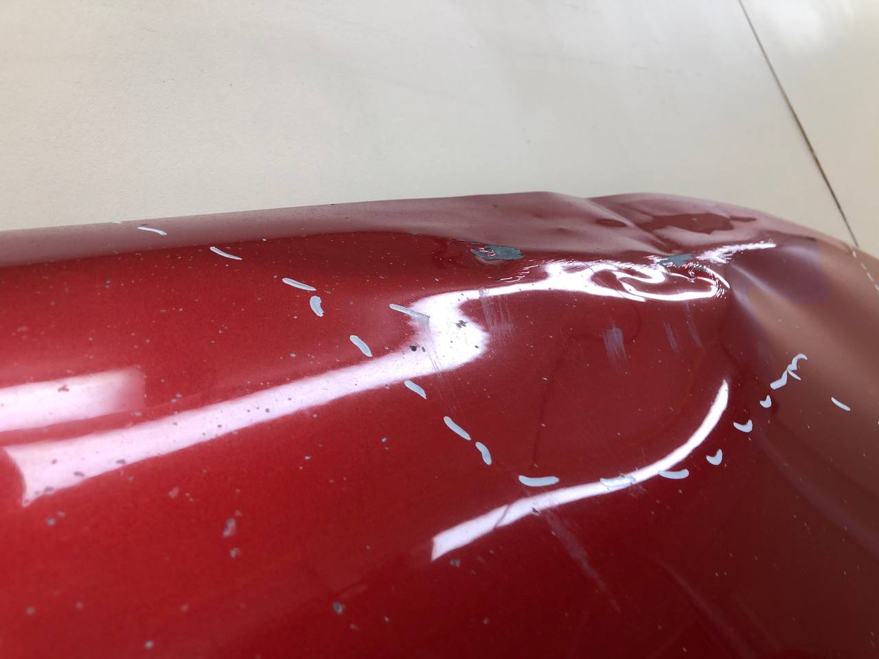 Капот Lada Vesta 2015>