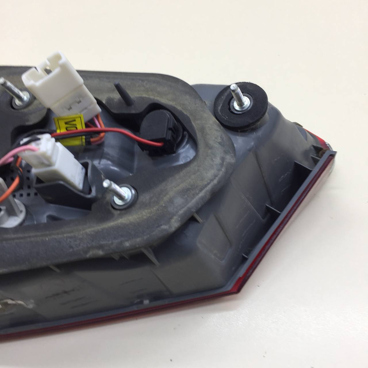 Фонарь задний внутренний правый Hyundai i40 (VF) 2011>