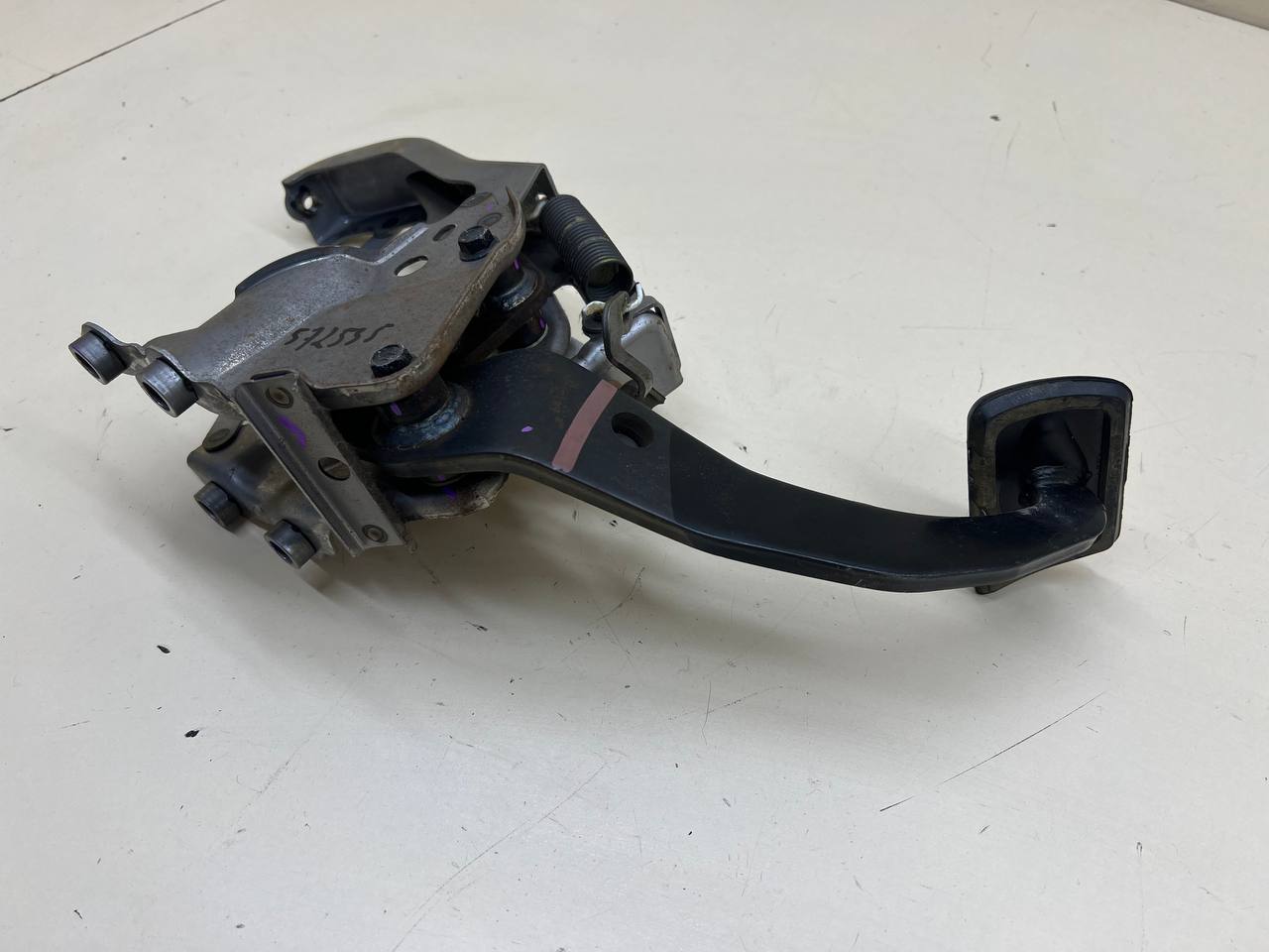 Педаль тормоза Toyota Rav 4 (XA40) 2013-2019